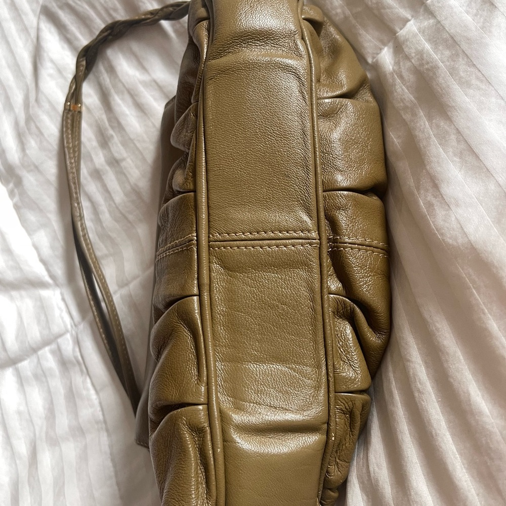 Tan Butter Soft Leather Shoulder Bag - Picture 12 of 17